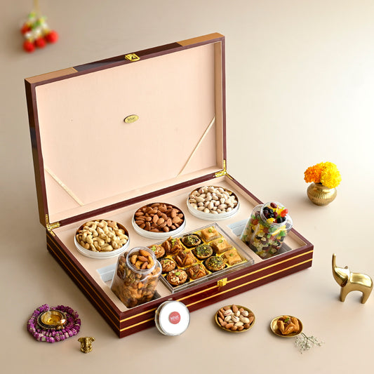 Royal Baklava & Dry Fruit Diwali Gift Box in Lacquer Wood