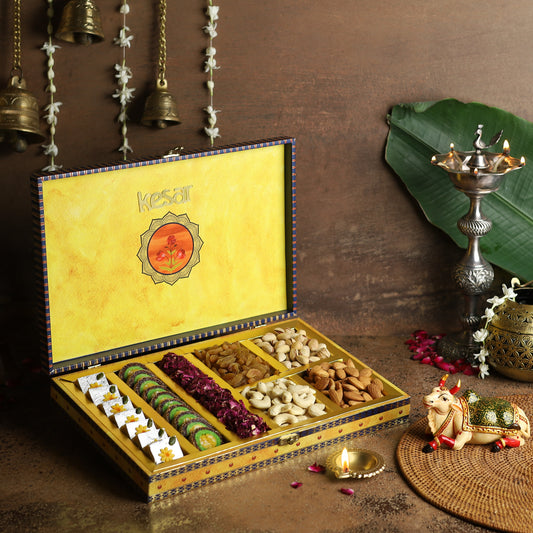 Jaisalmer Jharokha Sweets & Dry Fruit Box