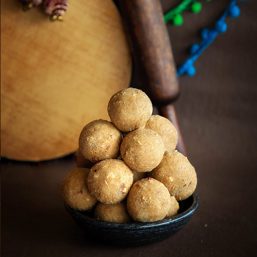 Atta Dryfruit Ladoo