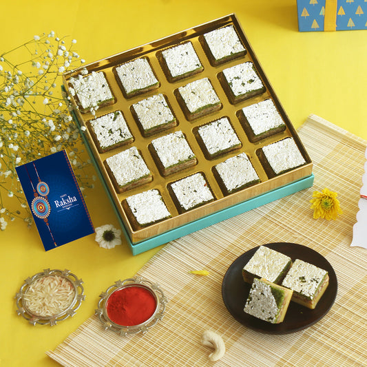 ⁠PYARE RISHTE MITHAI RAKHI GIFT BOX