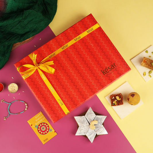 Indian Classic Mithai Box with Bhaiya Bhabhi Rakhi Set