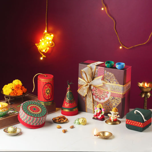 The ultimate Pataka Gift Box with Sweets and Dryfruit
