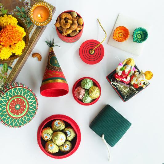 The ultimate Pataka Gift Box with Sweets and Dryfruit