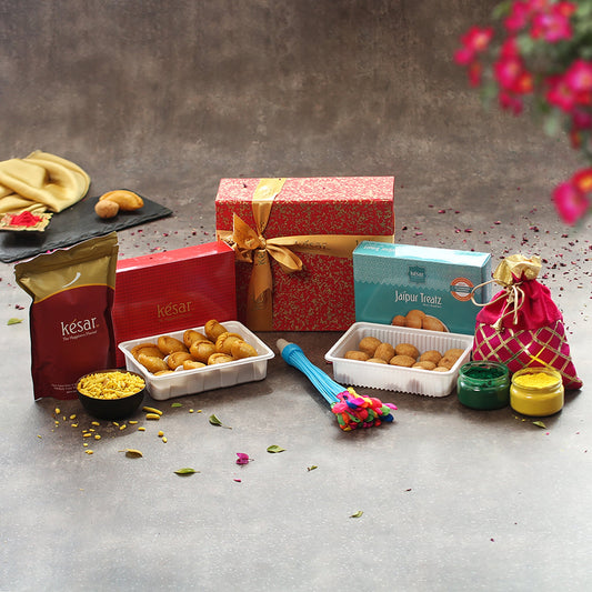 The Classic Holi Hamper Box
